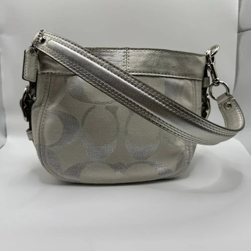 Coach Vintage Y2K Zoe Signature Hobo Silver/Cream Handbag - No A0973-42715